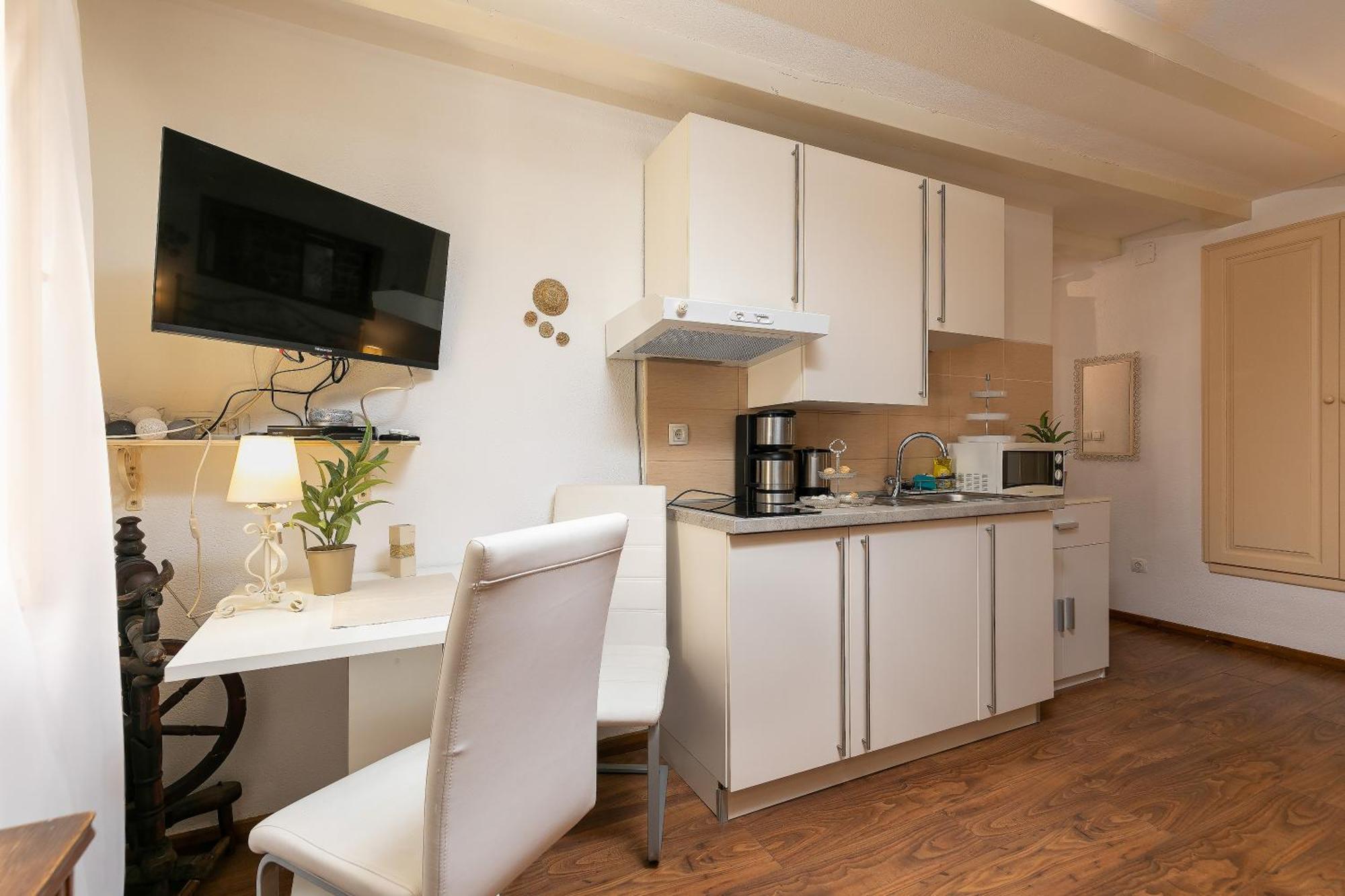 Duplex Apartment Camelia In Charming Old Town Rovigno Esterno foto
